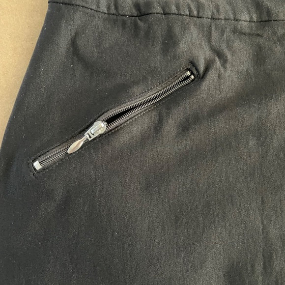 stylish Black pull on skort - Picture 2 of 8